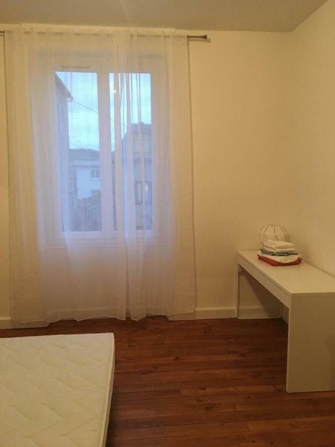 Semard Apartment Brive-la-Gaillarde Bagian luar foto