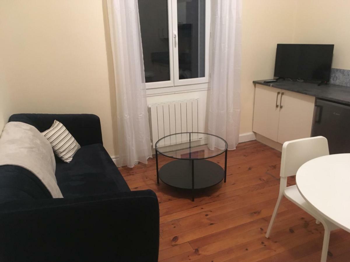 Semard Apartment Brive-la-Gaillarde Bagian luar foto