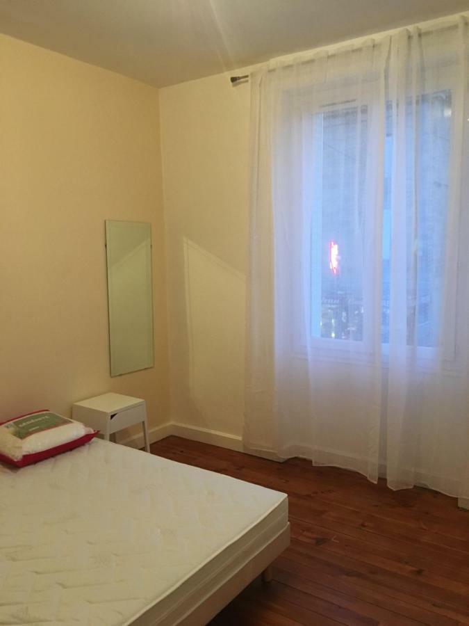 Semard Apartment Brive-la-Gaillarde Bagian luar foto