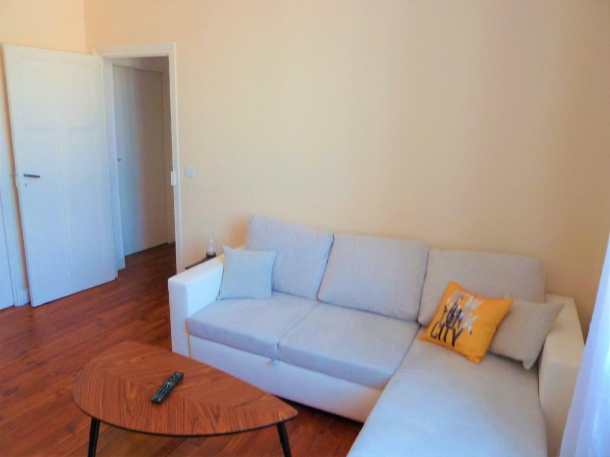 Semard Apartment Brive-la-Gaillarde Bagian luar foto