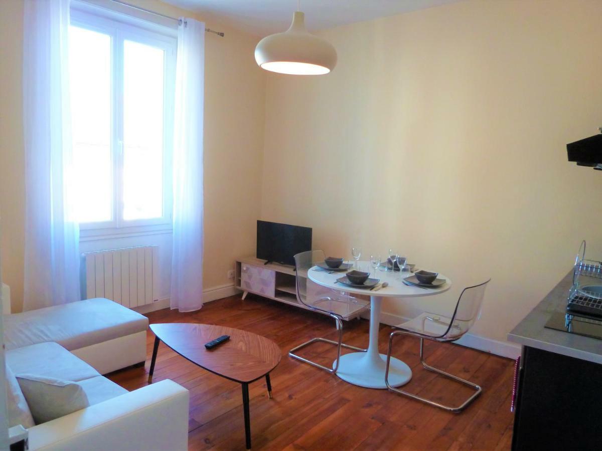 Semard Apartment Brive-la-Gaillarde Bagian luar foto